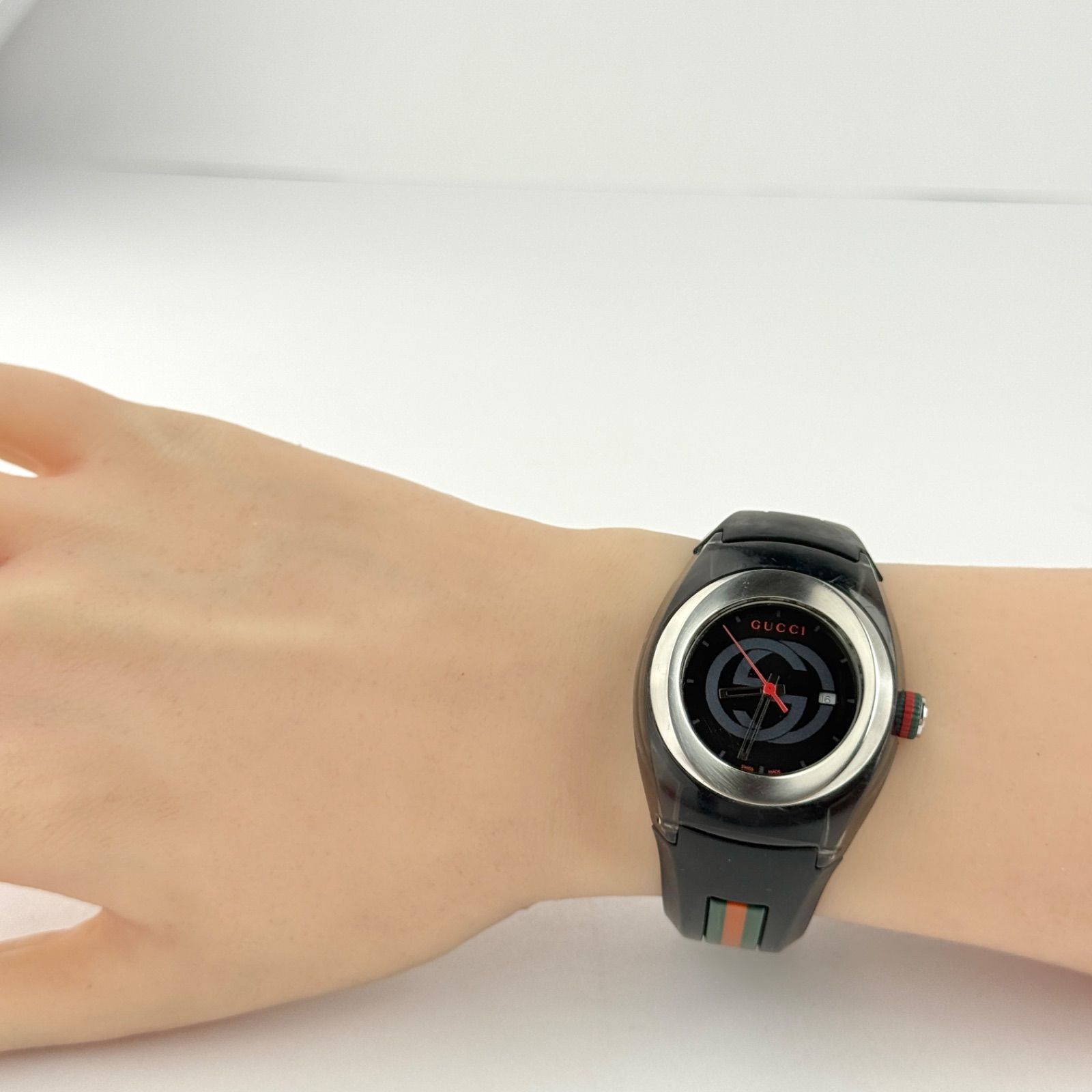 グッチ シンク SYNC 137.3 電池 レディース 腕時計 523