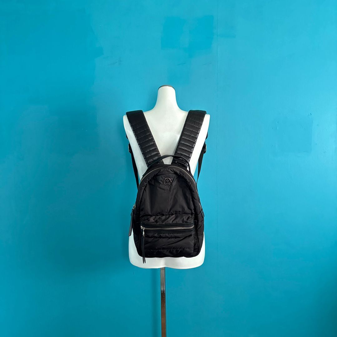 A15 モンクレール リュック NEW GEORGETTE 黒 キルティング - メルカリ
