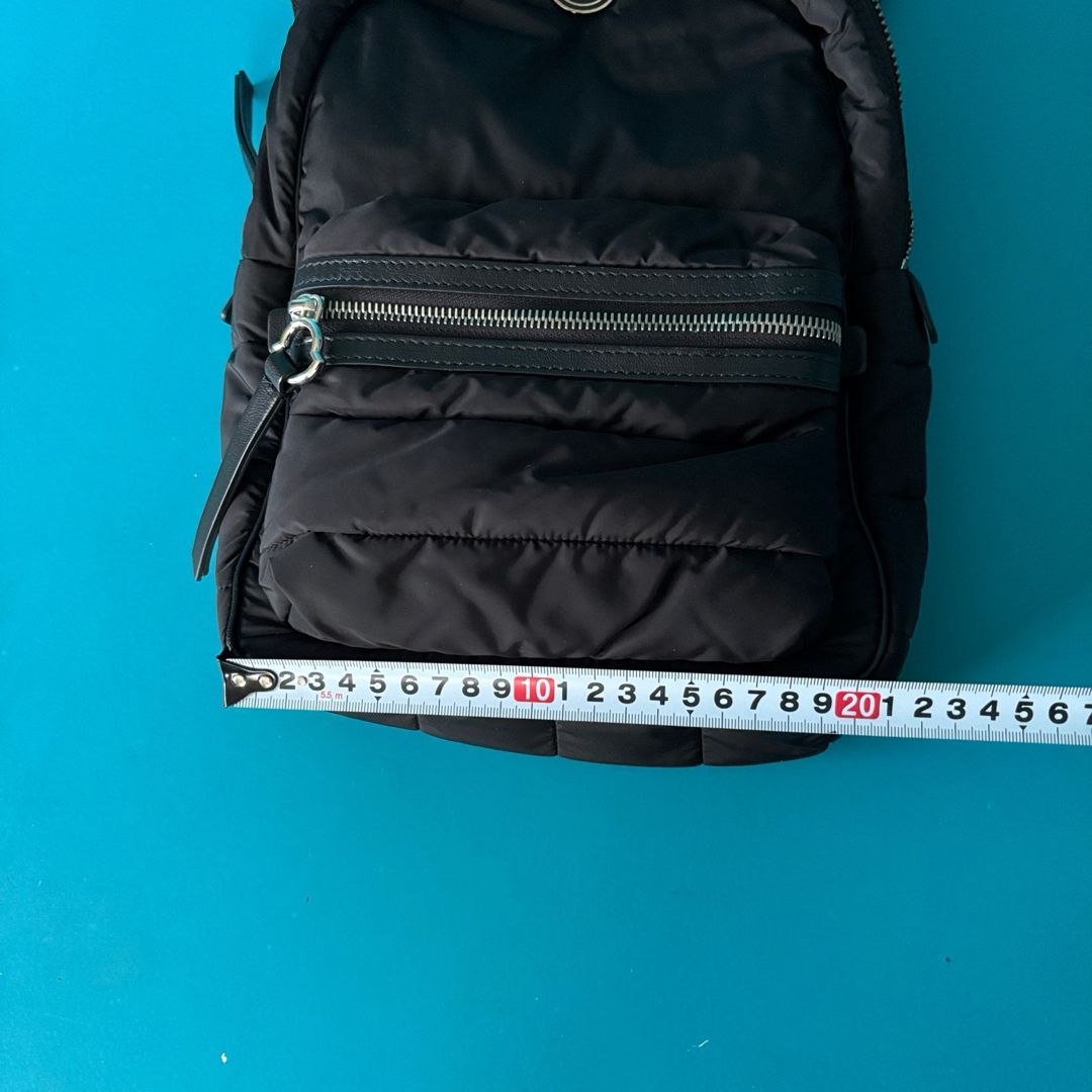 A15 モンクレール リュック NEW GEORGETTE 黒 キルティング - メルカリ