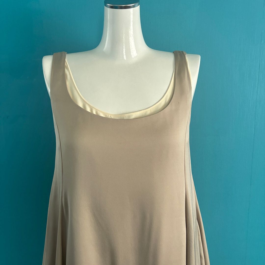 1133 フォクシー 絹 シルク フレアワンピース ロゴプレート ベージュ