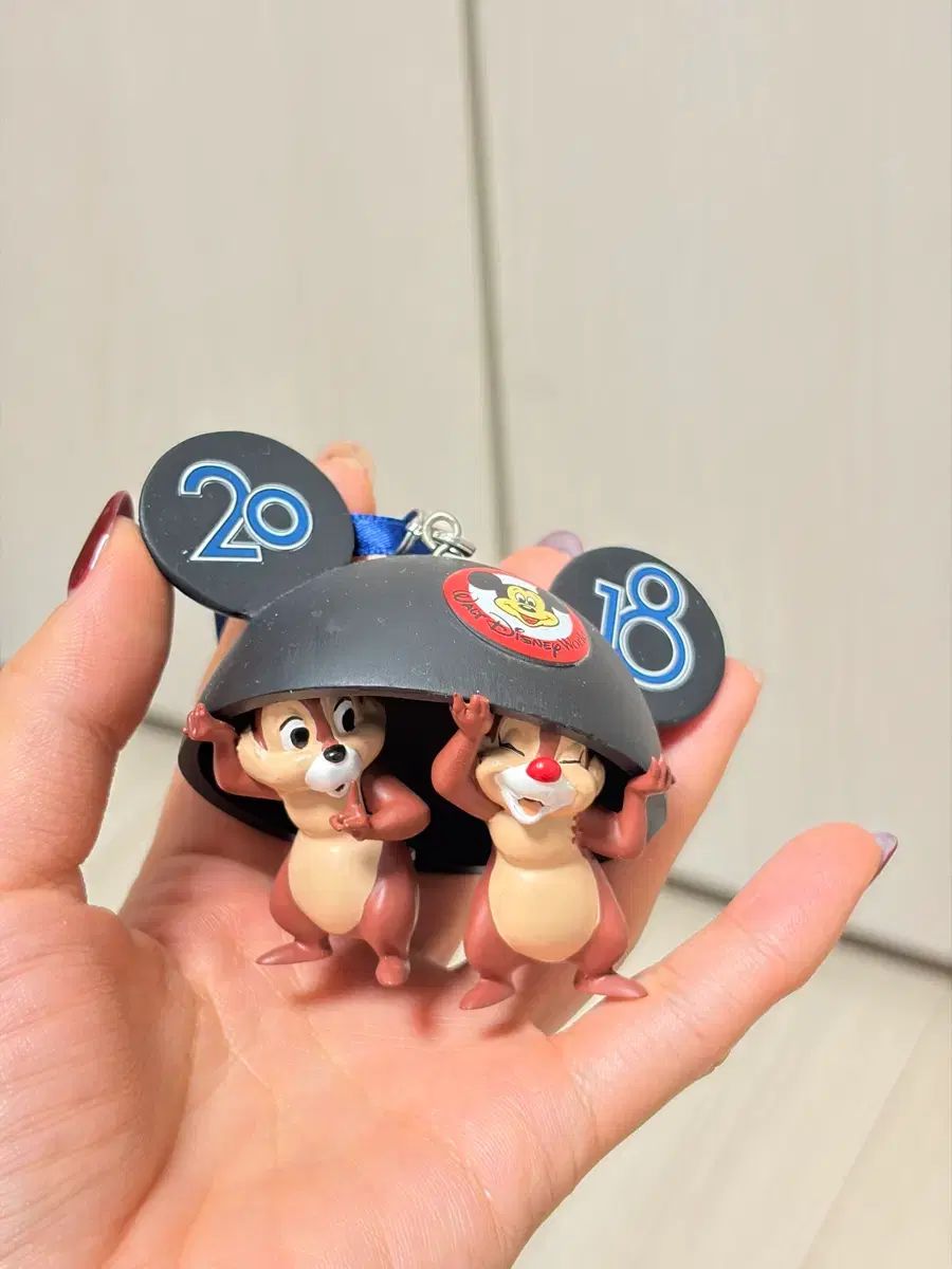 ディズニー チップアンドデール ミッキーイヤーハット オーナメント フィギュア