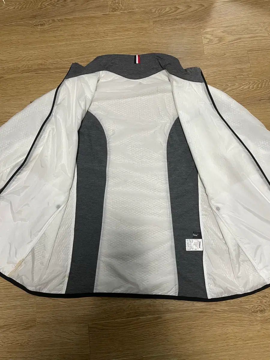 タイトリスト ツアーフィット ジャケット