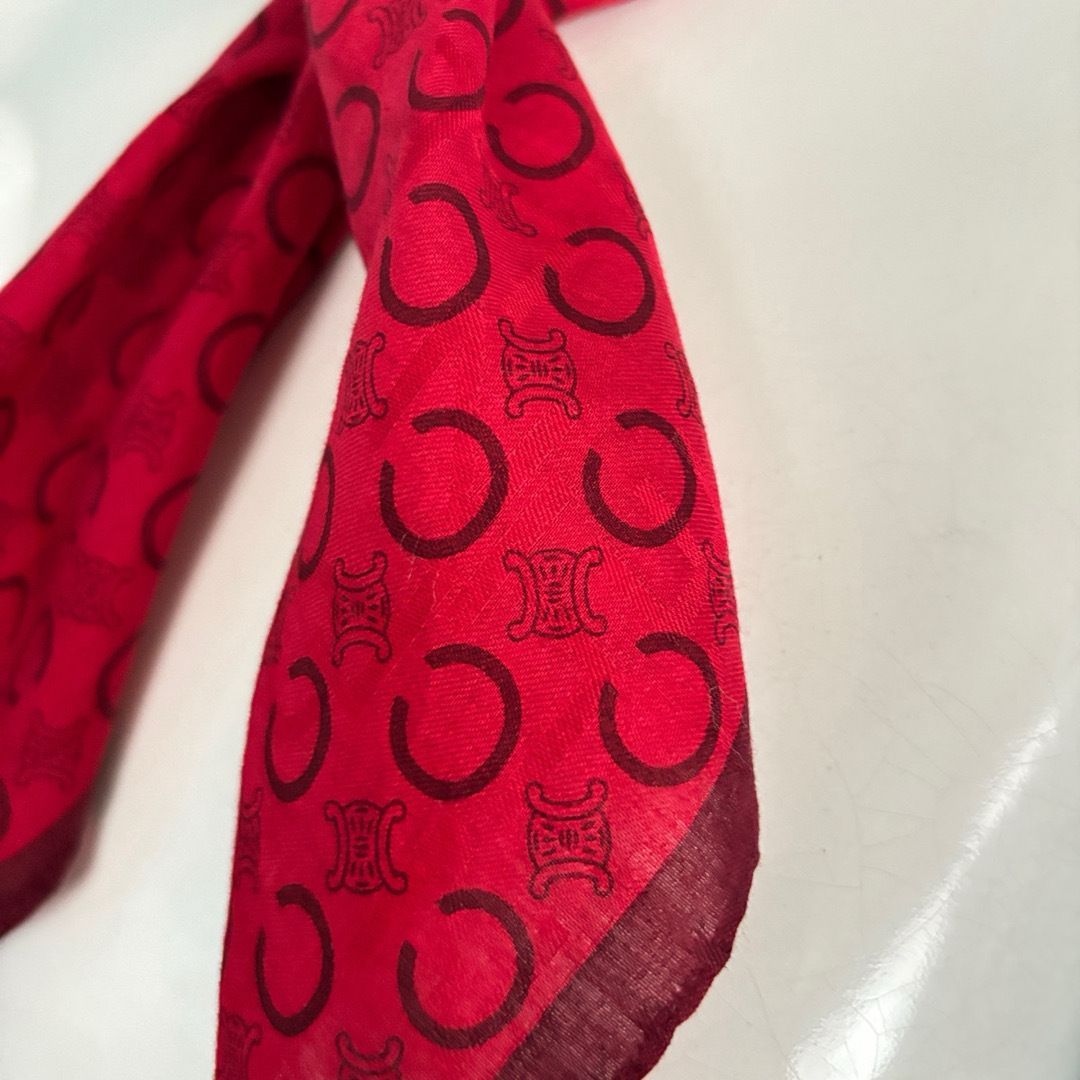 223 セリーヌ ハンカチ スカーフ 赤 マカダム トリオンフ レディース