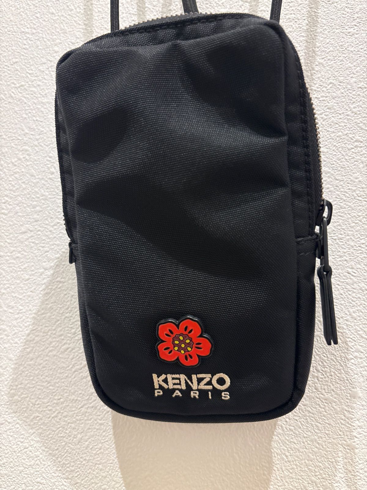 KENZO NIGOデザインフラワーフルロゴショルダーポーチ 黒赤白