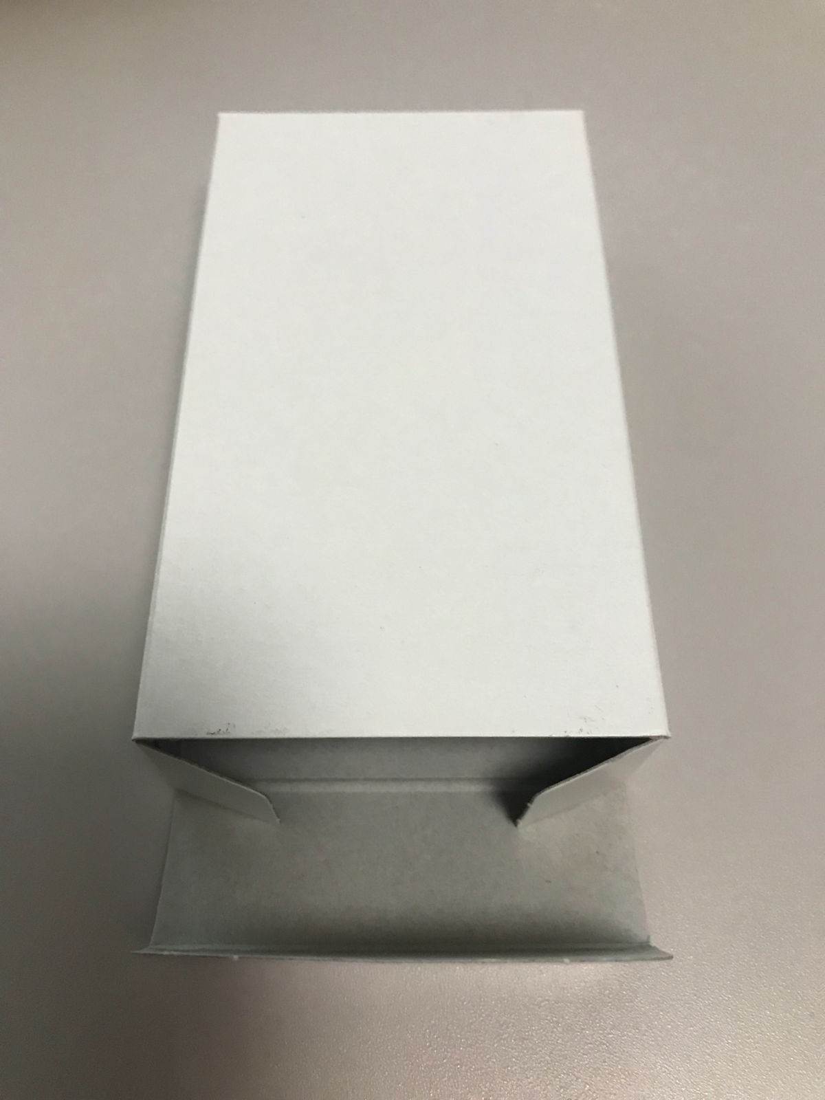 自動販売機用 化粧箱 紙箱 白箱 チケット トレカ 小物などに 入り 外寸 57 mm×21ｍｍ×98ｍｍ