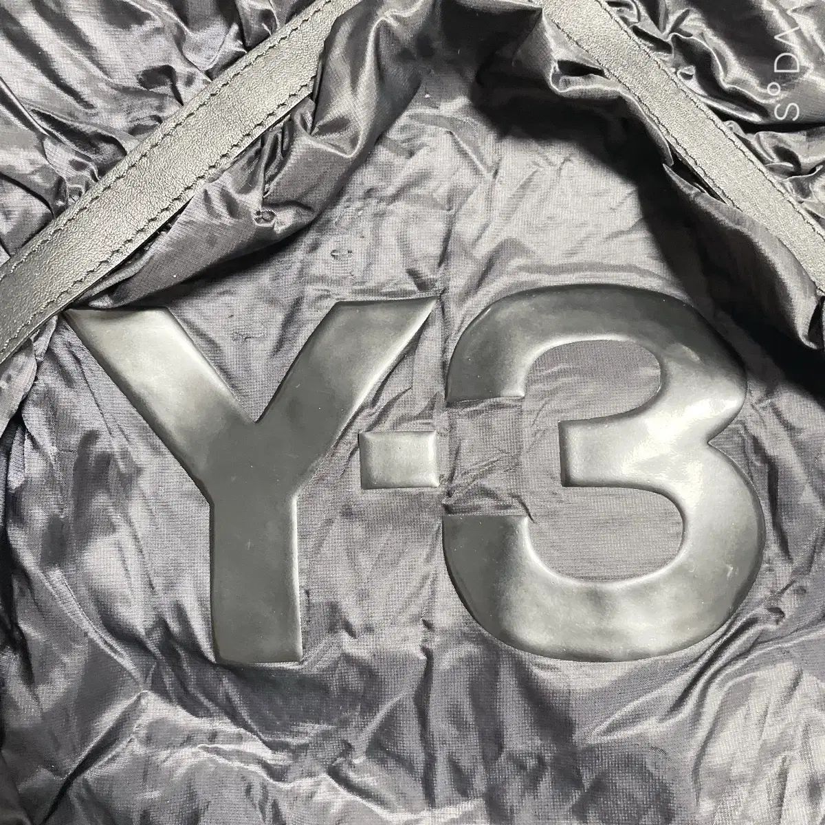 Y-3 ブラック ダウン ショルダーバッグ