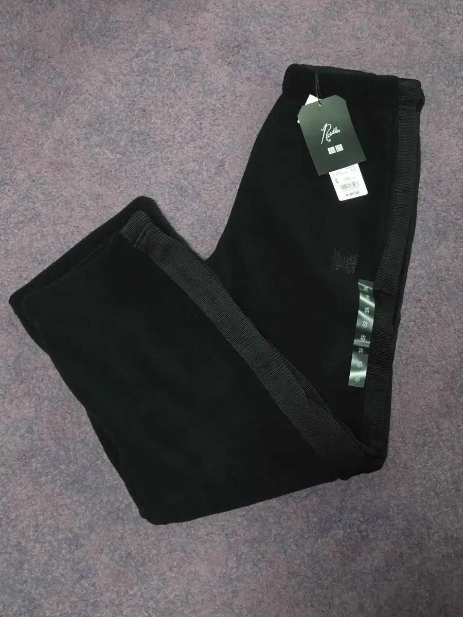 ユニクロ X ニードルズ カーディガン セール ズボン (ブラック グレー