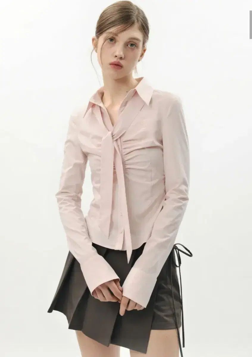 ペインオアプレジャー VIVIEN スカーフシャツ