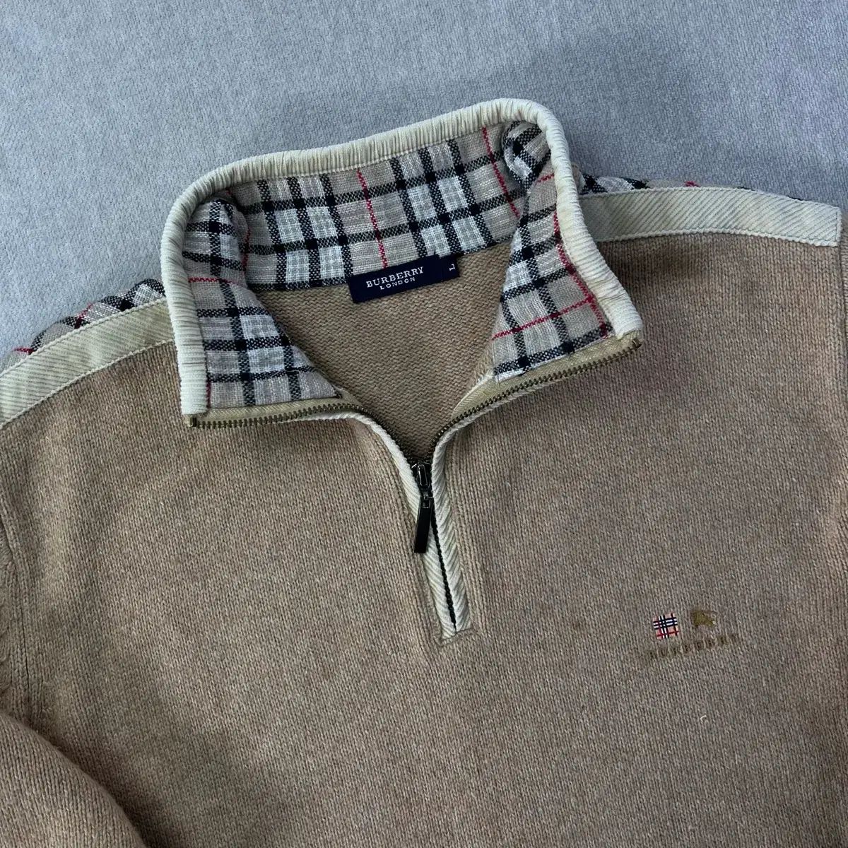 100 BURBERRY ノヴァチェック ウール ハーフジップ ニット - メルカリ