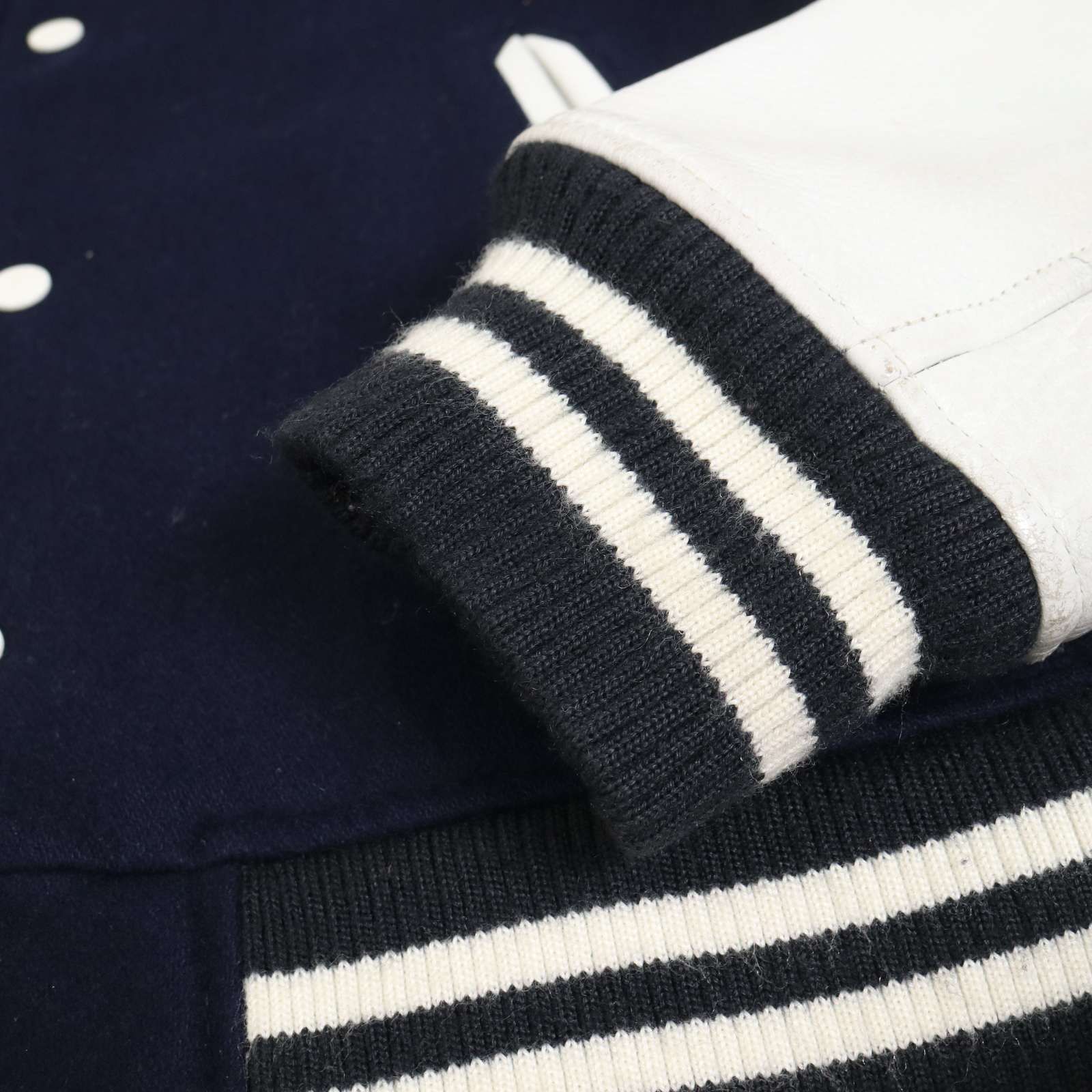 Y2K 00s☆ Quiksilver クイックシルバー 秋冬 袖革☆ 牛革 レザー 