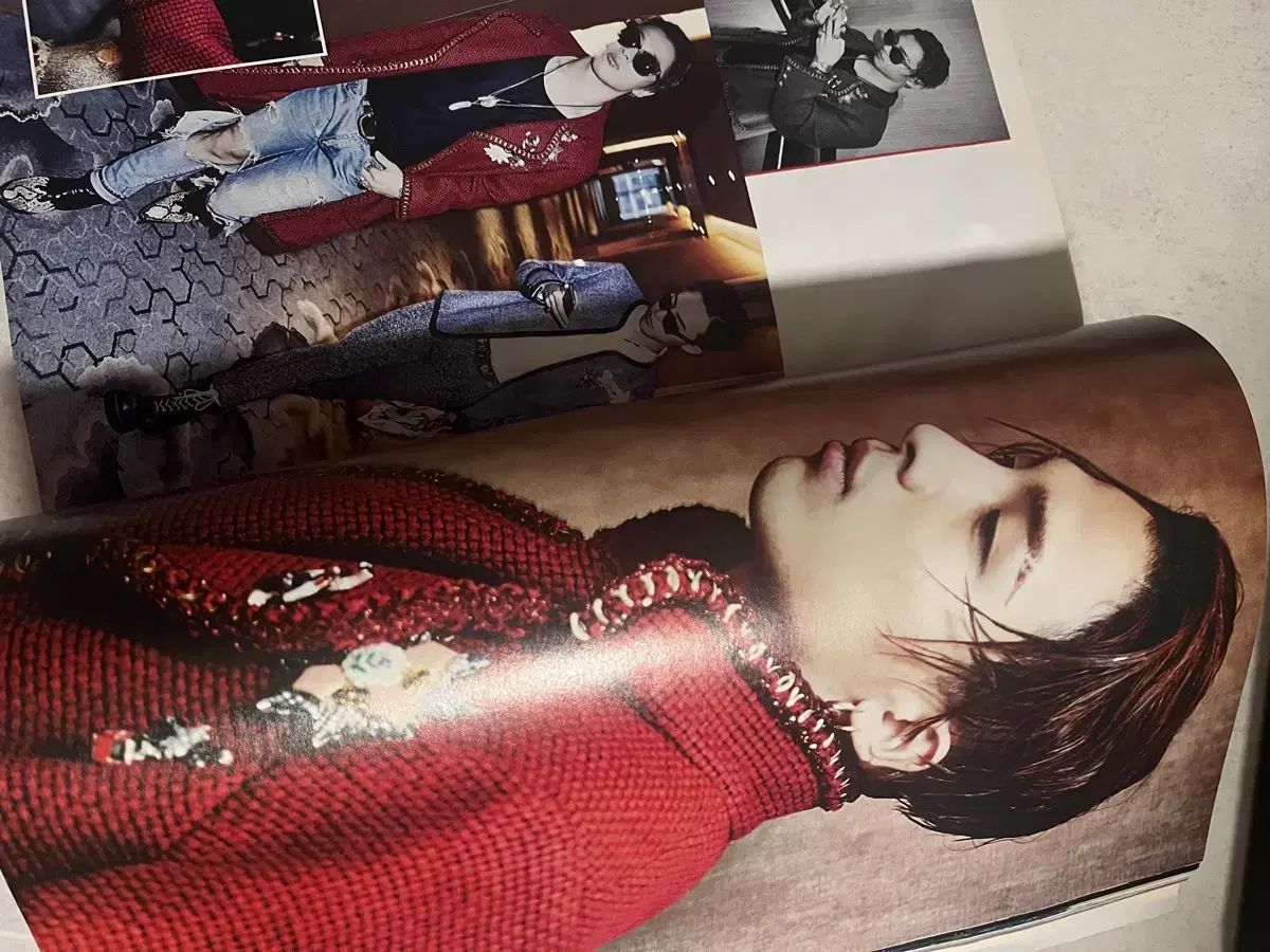 ジードラゴン(G-DRAGON) ユテヤン(YOO TAEYANG) ダブル(W) 雑誌 (+セクシーなパク・ジニョン(J.Y. Park))