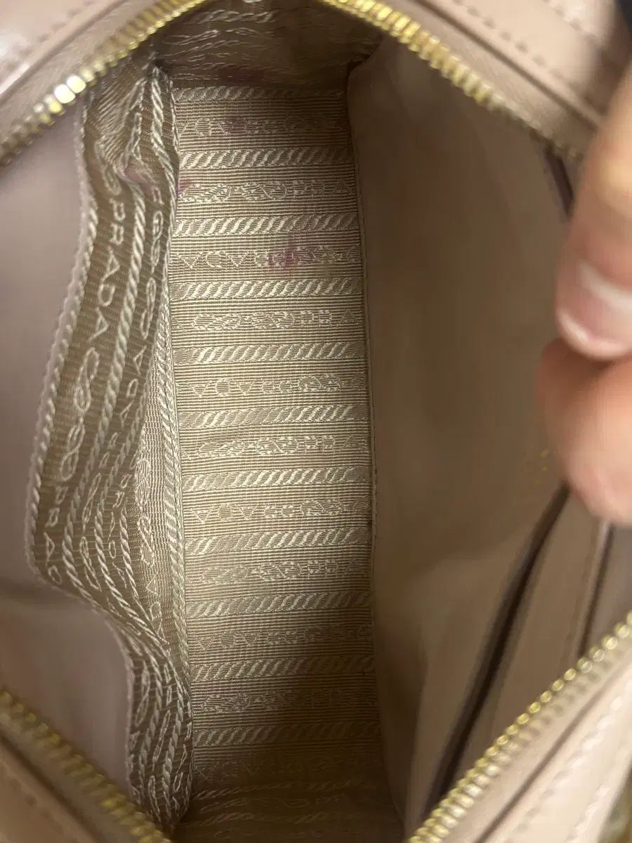  プラダ キルティング チェーン クロスバッグ メッセンジャーバッグ ショルダーバッグ