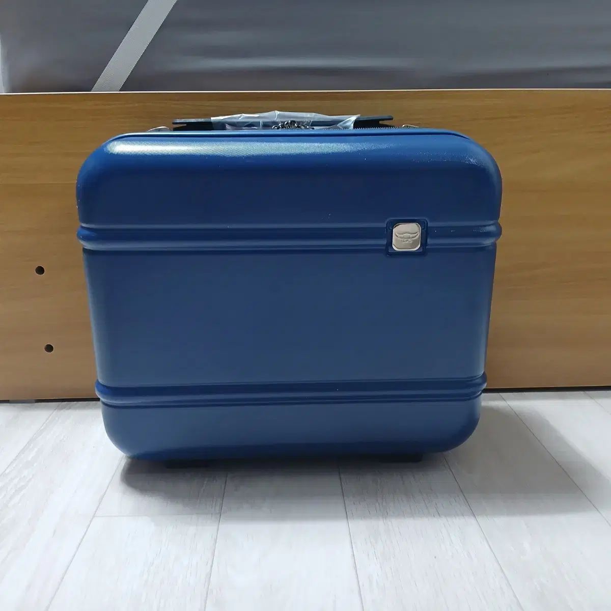 ミニ キャリアー バッファロー 青 13インチ 商品