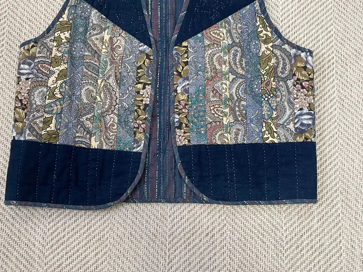 ヴィンテージ ボロ パッチワーク ベスト J 03531