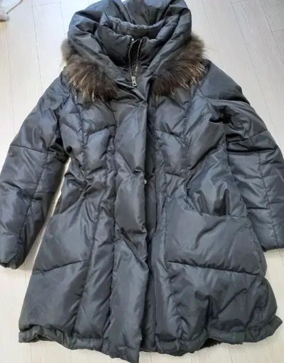 MAX MARA マックスマーラ フード ファー ダウン ブラック