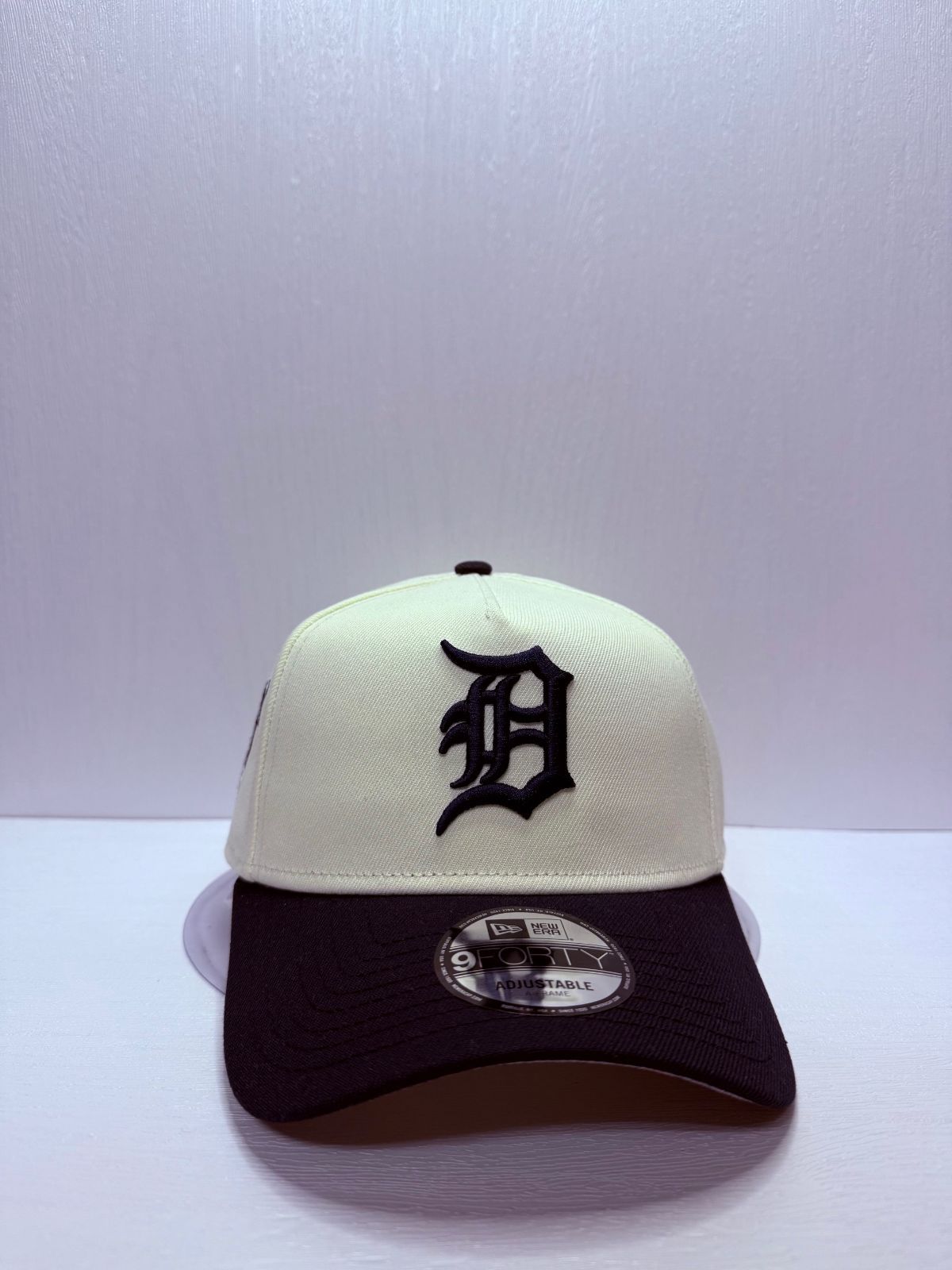 Newera デトロイトタイガース コメリカパーク 9 forty A FRAME スナップバックキャップ ツートン