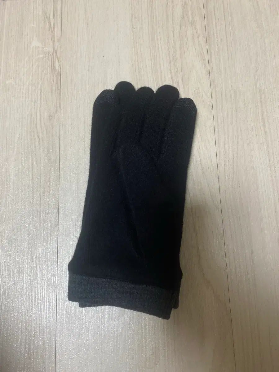 MONCLER モンクレール レディース 手袋 ブラック