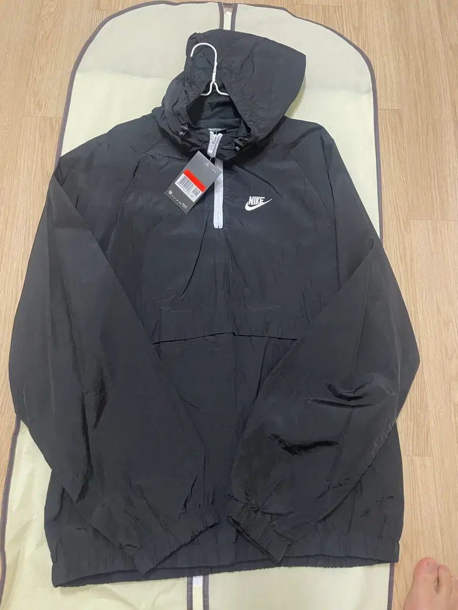 NIKE ウーブン アノラック 商品