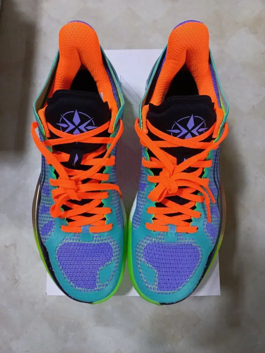 LI NING リーニン レン4 V 2 ロー 255