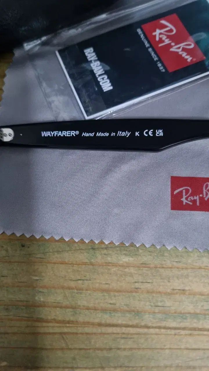  レイバン 2140 ウェイファーラー 50 サングラス 小物