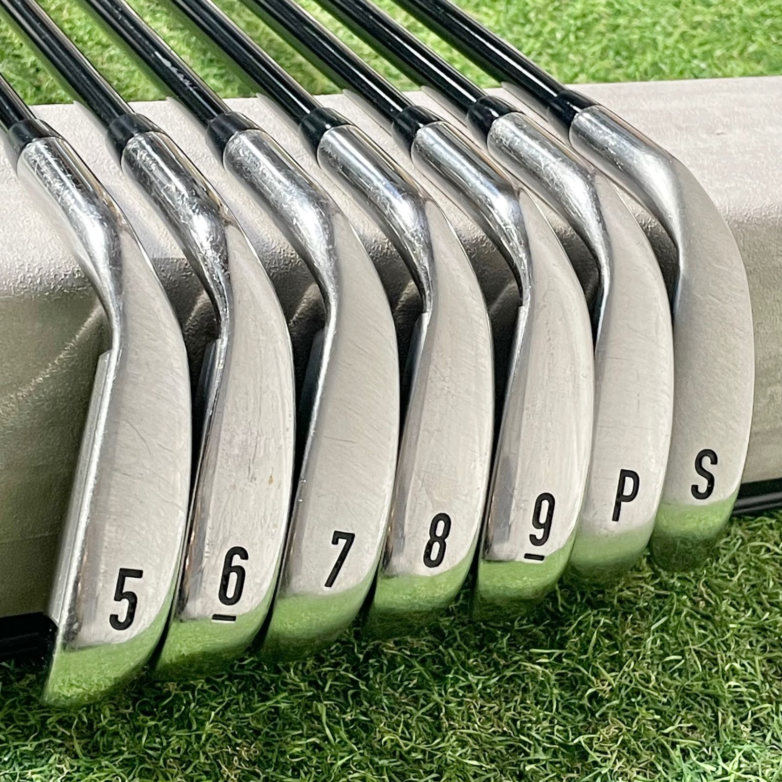 キャロウェイ ウォーバード WARBIRD Callaway メンズ 初心者 アイアン ゴルフクラブセット メンズゴルフセット 10本 入門 Warbird ゴルフクラブ 公式 右 ディスタンス