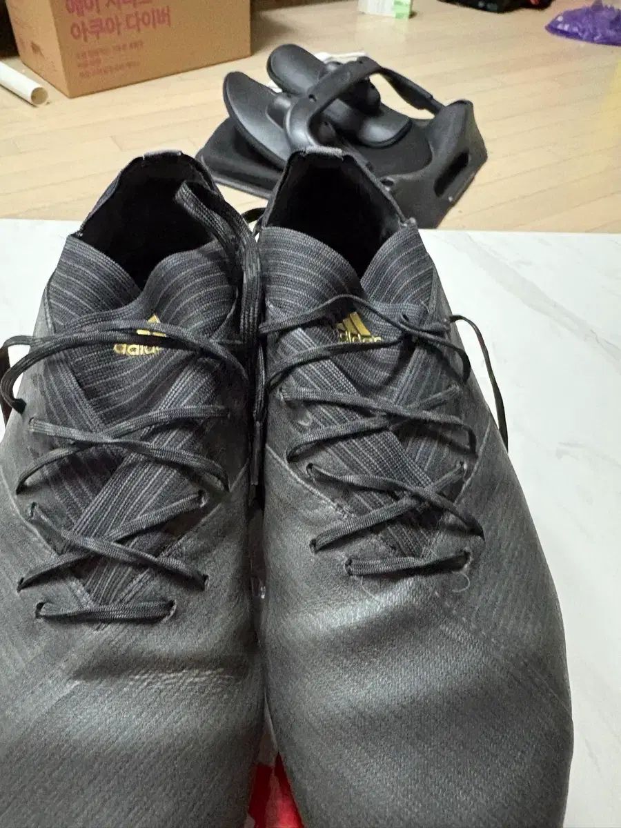 アディダス ネメシス 19 1 FG サッカーシューズ