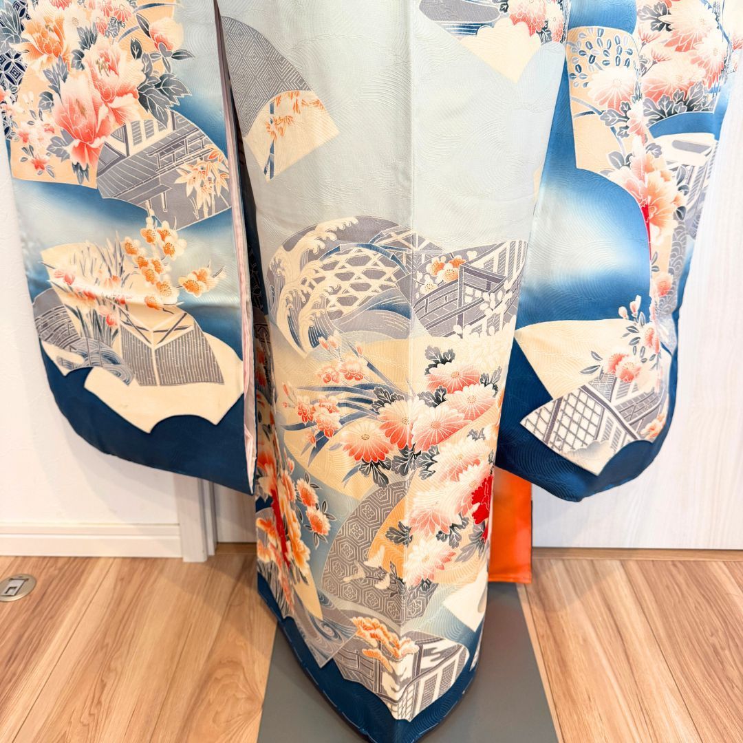 furisode kimono