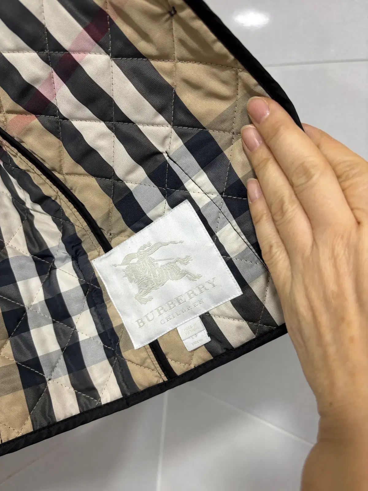 赤ちゃんキルティングジャケット