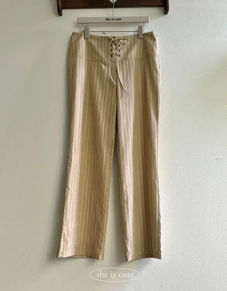 Sheiscute エンブロイダリー パンツ