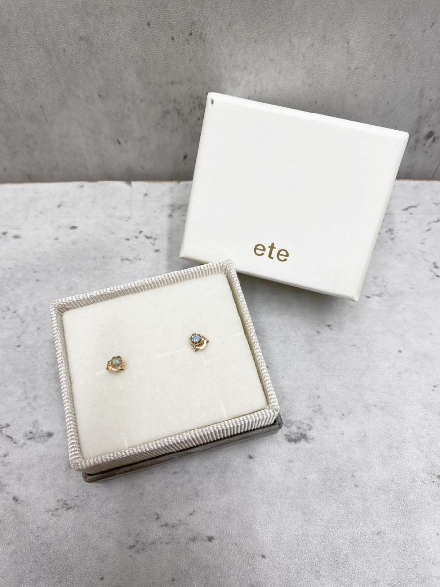 ete エテ オパール フルーレット ピアス ゴールド×ブルー レディース