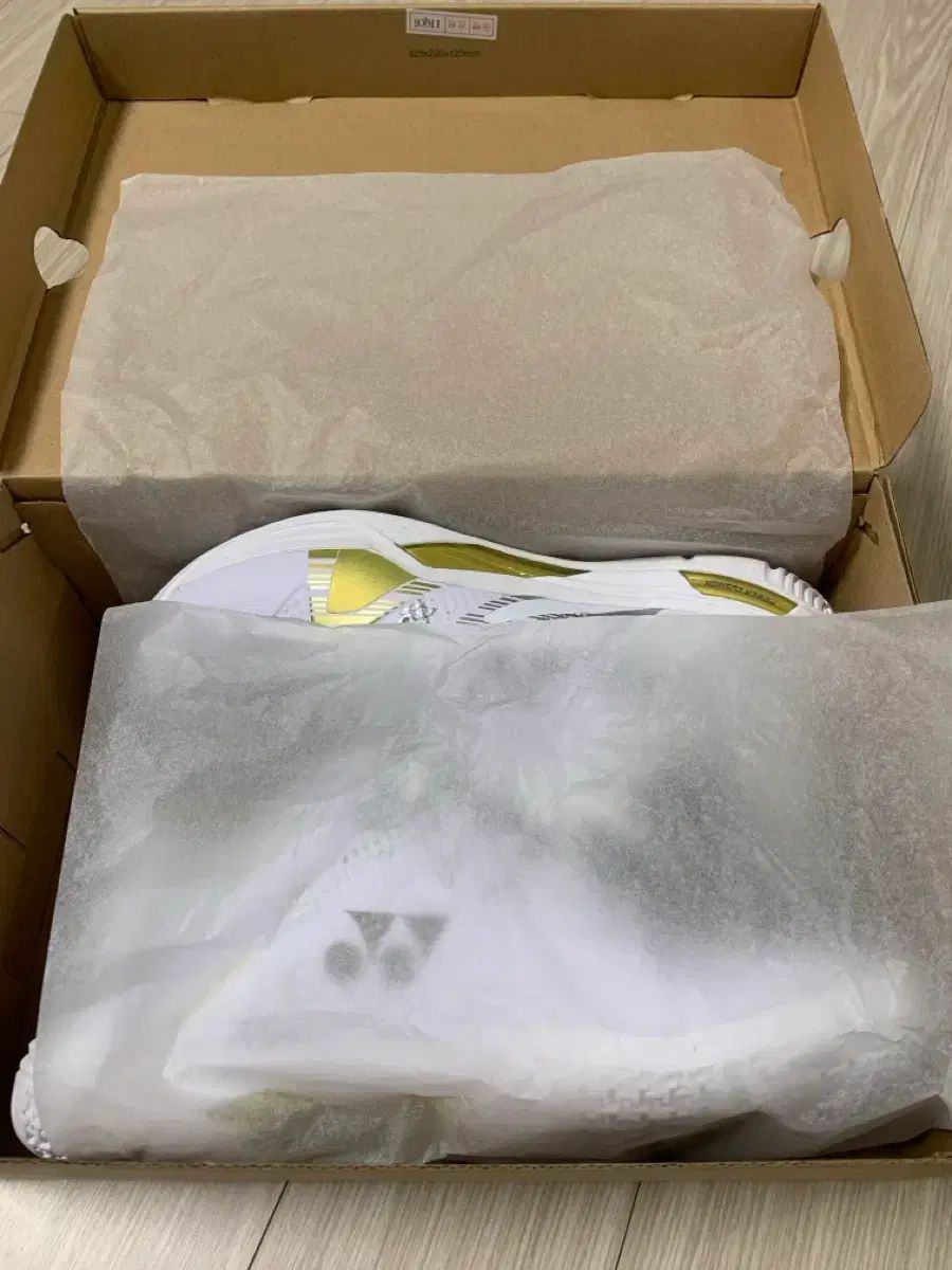  ヨネックス エクリプスZ 3 ホワイトゴールド その他 バドミントン