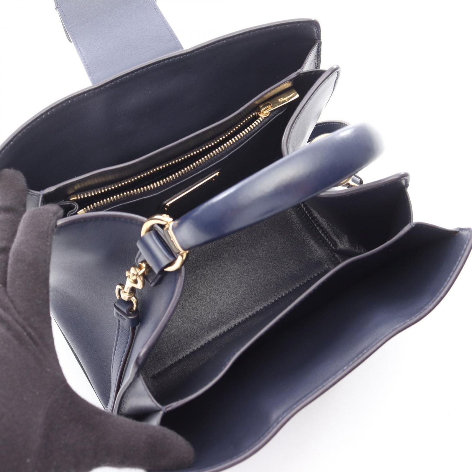 サルヴァトーレフェラガモ Salvatore Ferragamo ハンドバッグ 