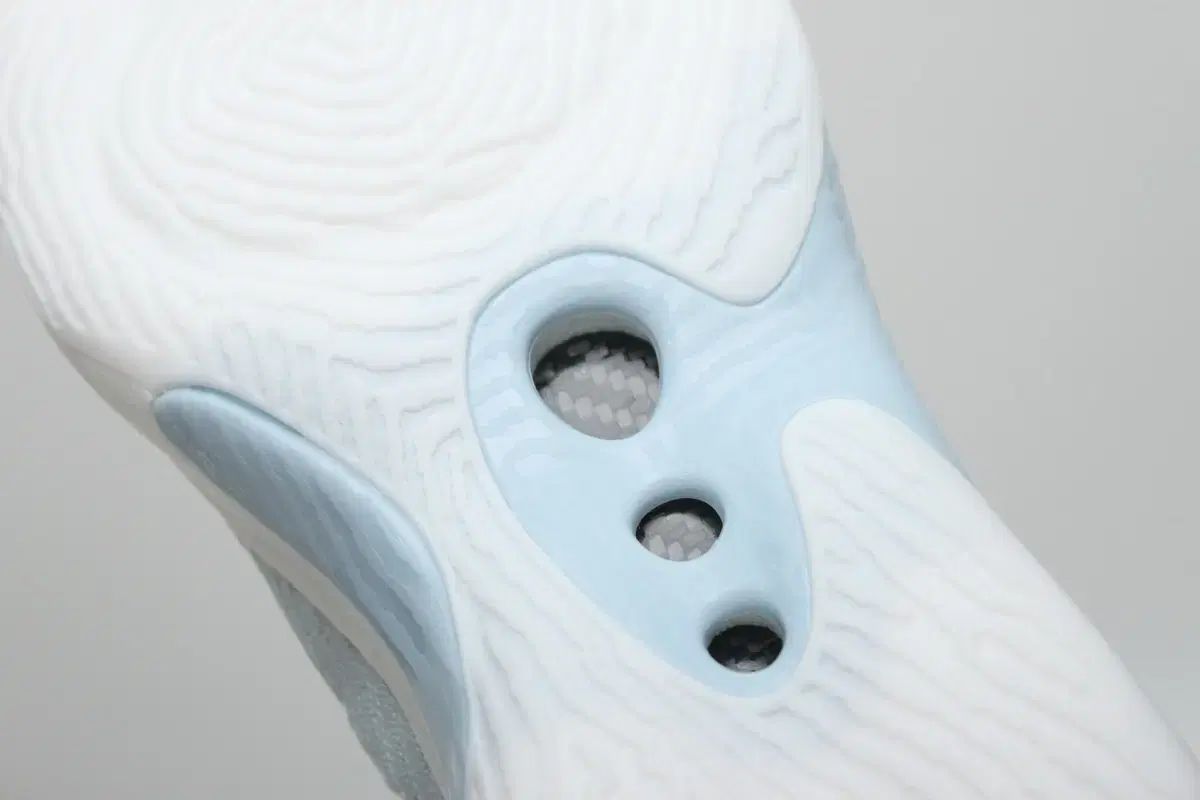 LI-NING リーニン バスケシューズ JOSHUA ジョシュア ウルトラ ロー 260 靴