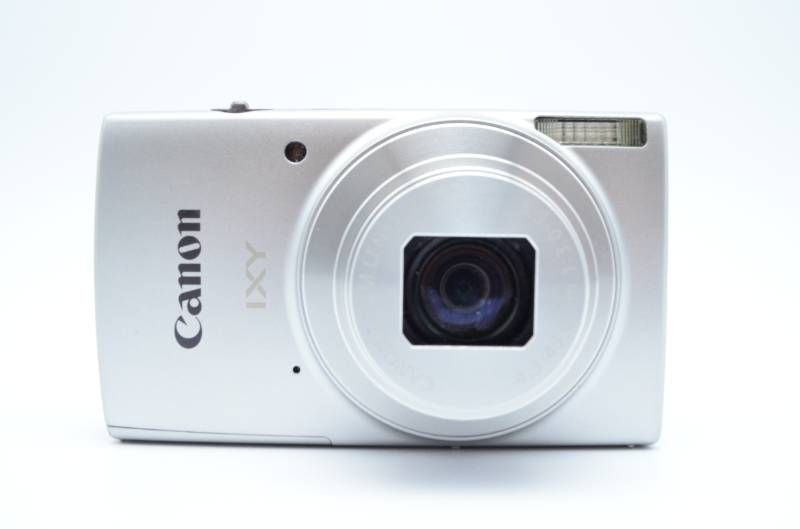 【美品 元箱付き】 キャノン Canon IXY 210 シルバー IXY210 コンパクトデジタルカメラ IXY（イクシー） シルバー CANON