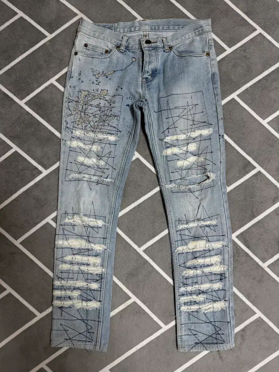 HYSTERIC GLAMOUR ヒステリックグラマー ディストレストデニム S