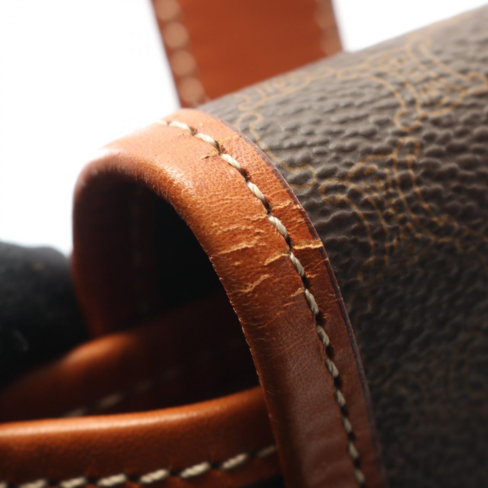 ダークブラウン ブラウン