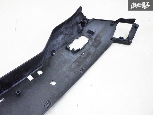 レクサス　NX300h AYZ10 純正アンプ レクサス NX300h AYZ10 純正アンプ 純正アンプの発掘（レクサス NX