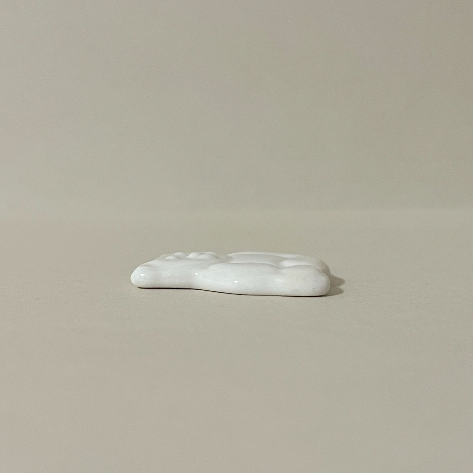 フェーヴ ホワイトベア くま フランス フェーブ ミニチュア陶器 - メルカリ