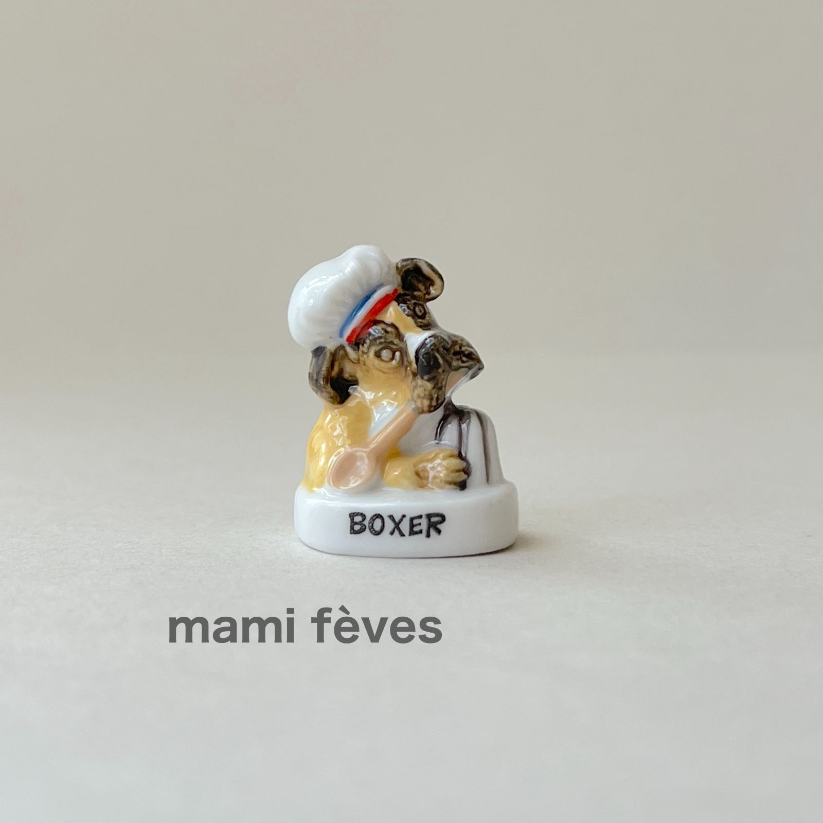 マーシャとクマ　フェーブ　フェーヴ　フランス　陶器　ミニチュア　フィギュリン マーシャとクマ フェーブ フェーヴ フランス 陶器 ミニチュア フィギュ