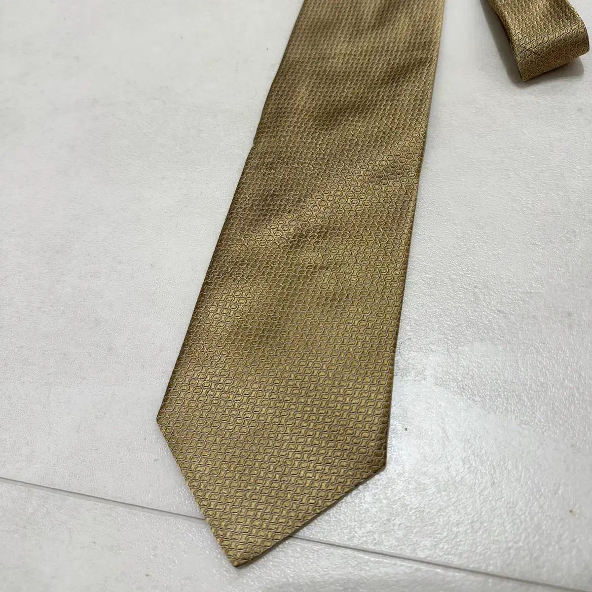 正規品) ARMANI オンライン COLLEZIONI(アルマーニ コレツォーニ