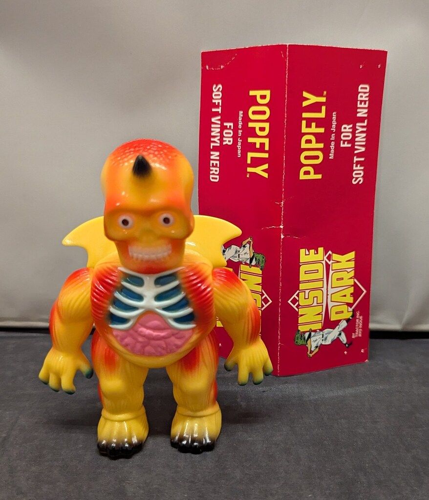 TRACTOR INC. INSIDE PARK POPFLY 黄色成型 TRACTOR INC. INSIDE PARK POPFLY 黄色成型 - メルカリ