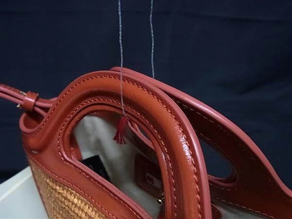 ショルダーバッグ