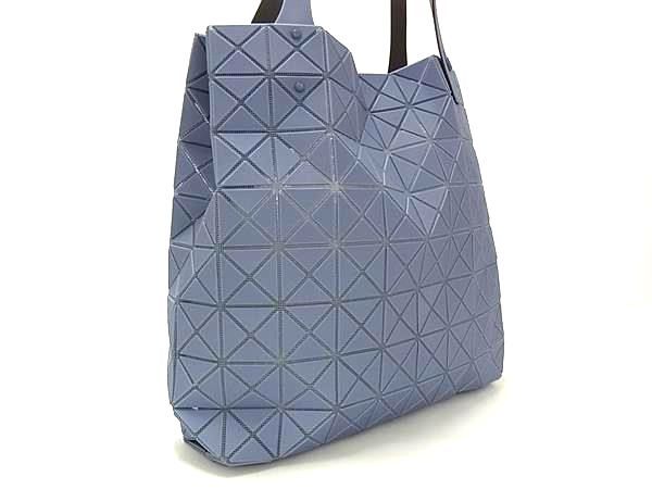 BAO ISSEY MIYAKE バオバオイッセイミヤケ プリズムプラス PVC ハンドバッグ トートバッグ ライトブルー系 FN 8604