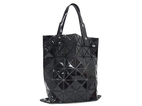 BAO ISSEY MIYAKE バオバオイッセイミヤケ ルーセント PVC ハンドバッグ トート ショルダー 肩掛け ブラック系 FN 8607