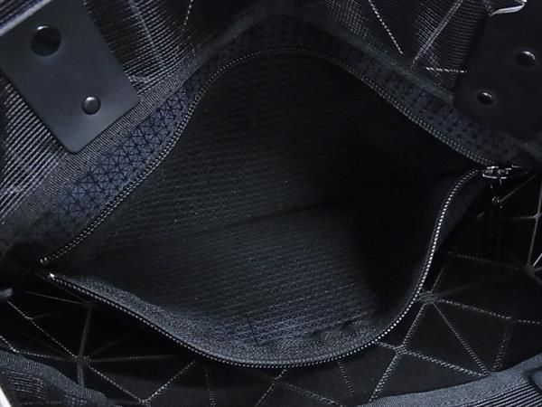 ピンクベージュ系