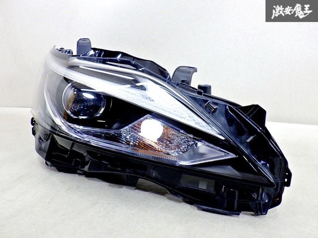 レクサス　右　 ヘッドライト　CT200h　ZWA10 美品□ZWA10 レクサスCT200h 打替えLEDイカリングヘッドライトEG