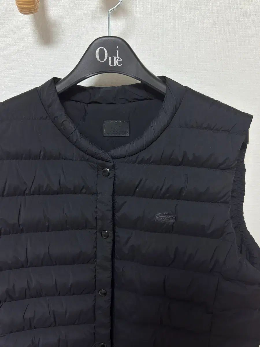 ラコステ ブラック レディース ダウン ベスト