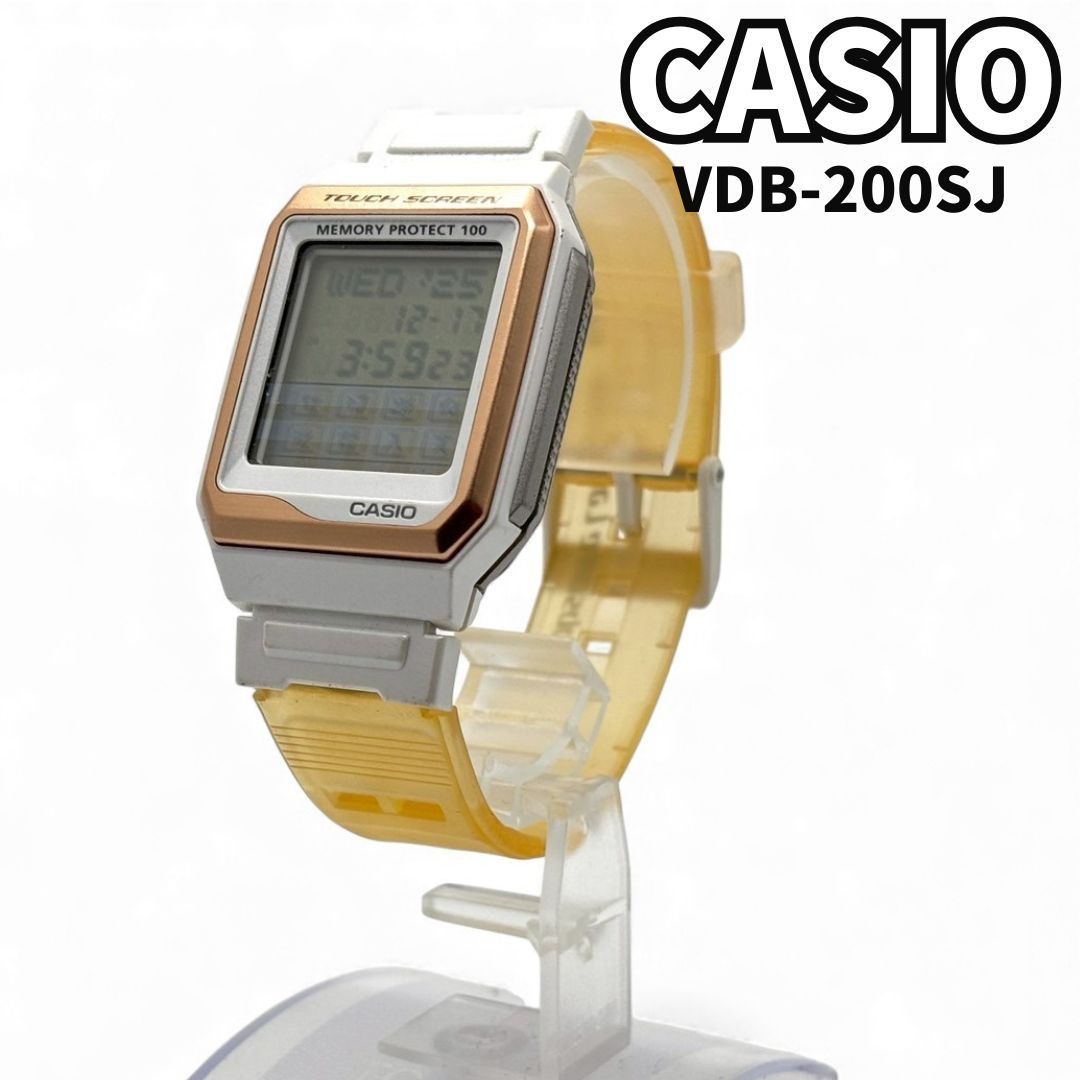 90 s未来感を纏う CASIO カシオ データバンク デジタルウォッチ 腕時計 タッチスクリーン レトロデジタル VDB 200 SJ ホワイト