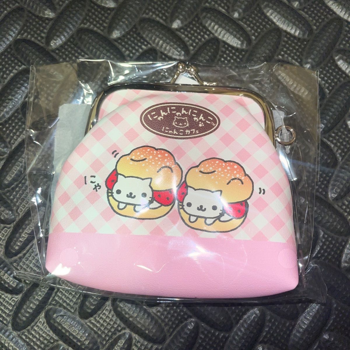 San-X にゃんにゃんにゃんこ がま口 コインケース 新品 - メルカリ