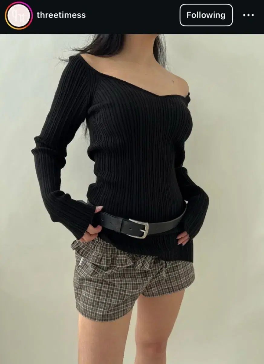 スリータイムズ Vネック レイヤードドレス ブラック threetimes